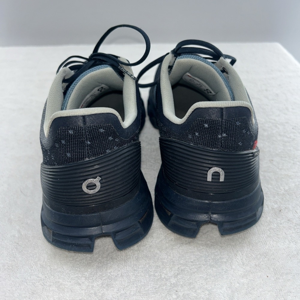 On Cloudstratus Shoes woman's Size 9 Blue CloudTec Running Sneakers - Picture 2 of 8